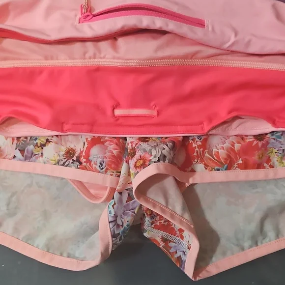 Lululemon Speed Shorts - Picture 8 of 10